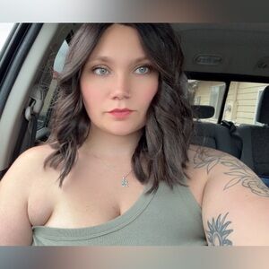 Meet your Posher, Janelle